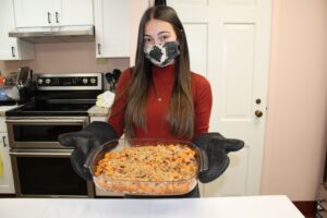 Roasted Sweet Potatoes Topped with Pecan Crumble